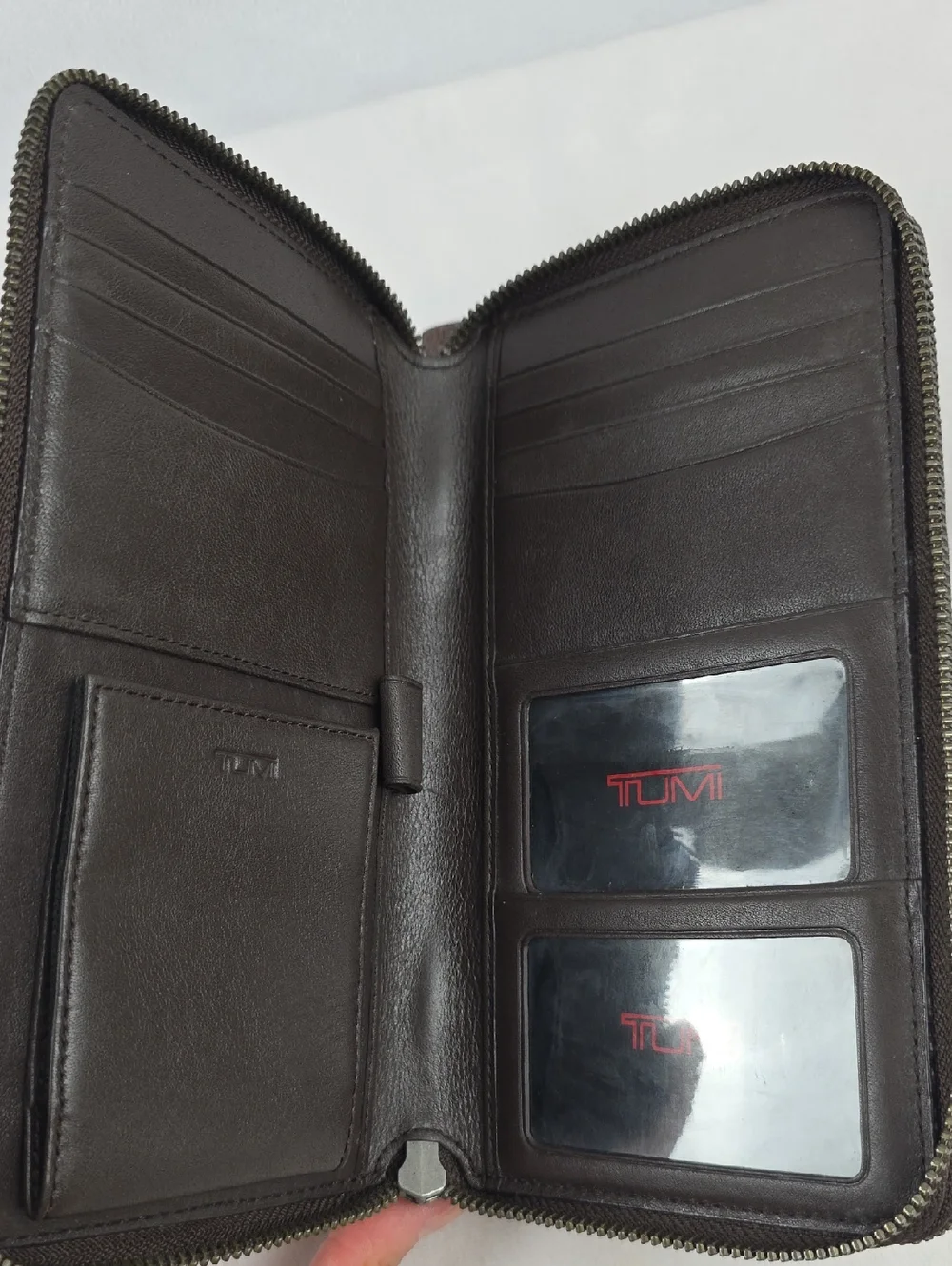 NWOT Tumi Double Zip Travel Clutch 34 Card Slots! SD Card Slot, 3 Zip Pouches